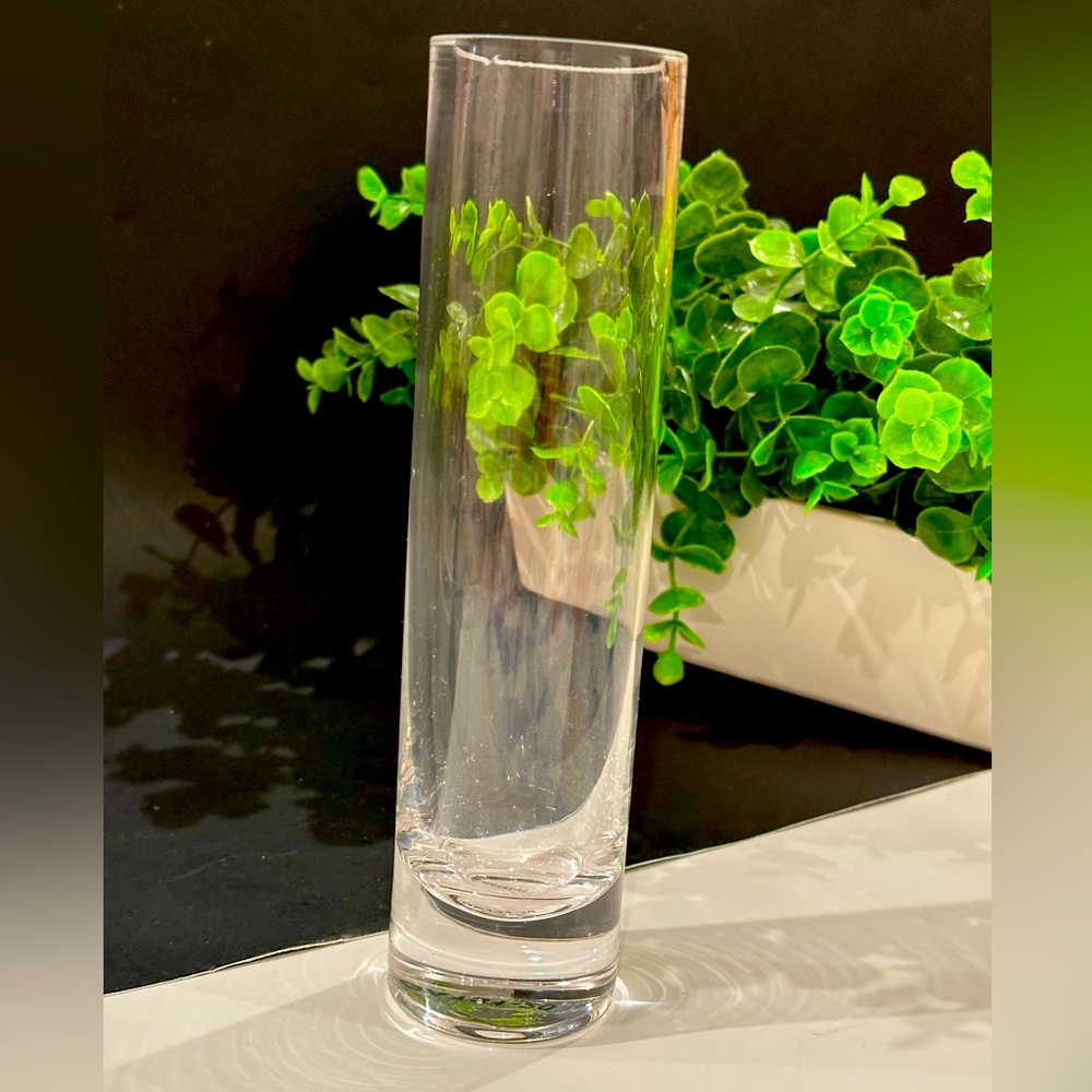 Glass Bud Vase 7”1/2